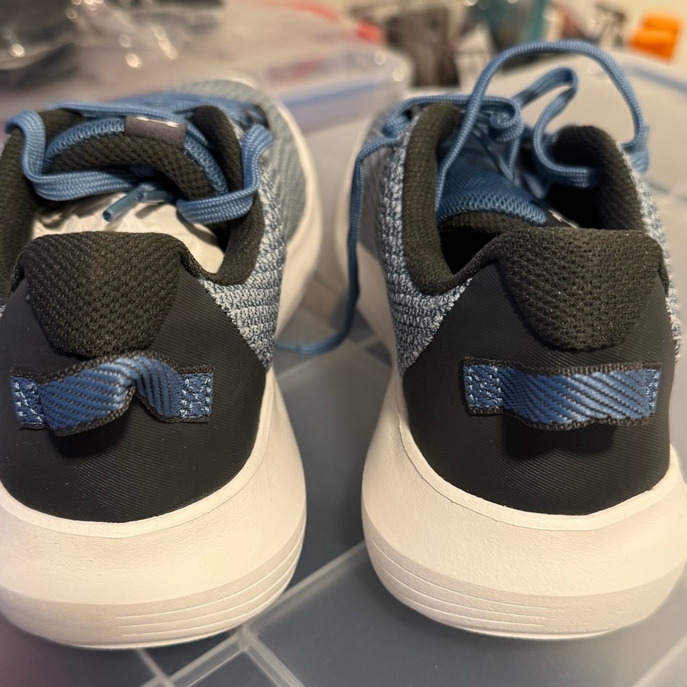 New Under Armour Women’s Blue and Black Sneakers with Mesh Tongue